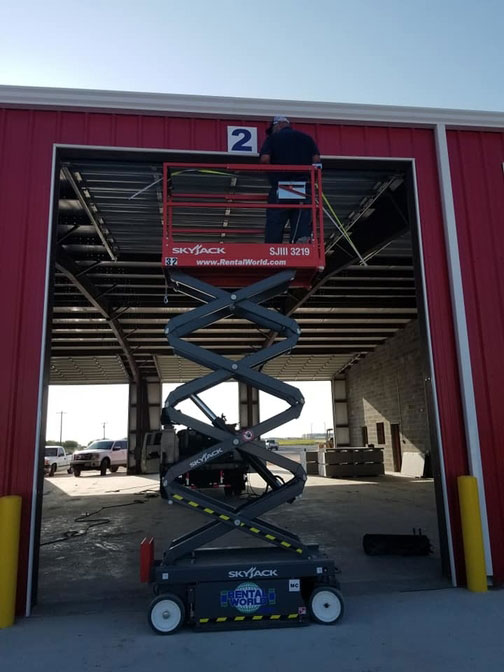 Building the new US 281 Truck And Trailer Services LLC Truck Shop In Edinburg