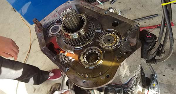 Transmission mainshaft broken